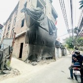 Bán nhà Thanh Lân- Lĩnh Nam - Hoàng Mai, DT 30m x 5 tầng, ô tô đỗ cổng, lô góc