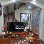Bán nhà Định Công Thượng, DT 52m x 5 tầng. Ô tô đỗ cửa, trung tâm phố
