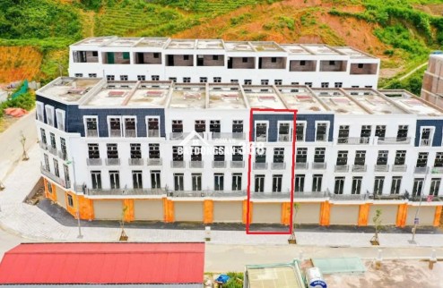 Bán căn liền kề xây sẵn 4 tầng đường T9 KĐT Tây Bắc - Sapa. Giá chỉ 5,8 tỷ cả nhà và đất