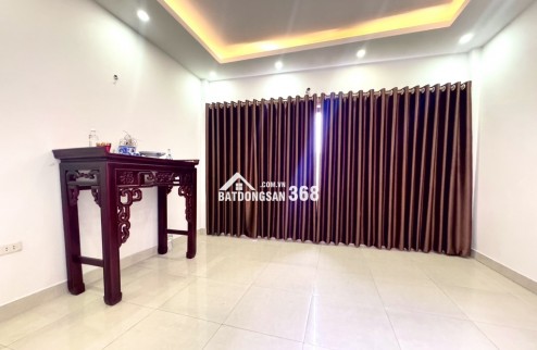 Bán nhà Hoa Hậu Yên Nghĩa Hà Đông mặt tiền lý tưởng 4.5m ngõ ô tô tránh 52m2 tiềm năng
 tăng giá từng ngày chủ thiện trí bán 4.38 Tỷ có thương lượng