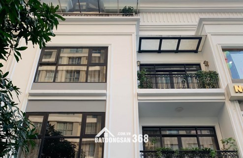 Bán liền kề Vinhomes Gardenia Hàm Nghi, 120m2, 5 tầng, thang máy, vị trí đẹp
