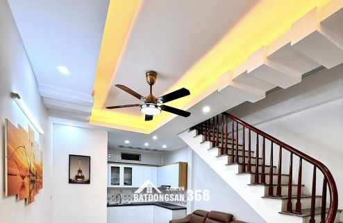 Bán hoa hậu mặt ngõ lớn phân lô 62m2 giá 16.5 tỷ ô tô tránh, kinh doanh tại Chùa Bộc Đống Đa