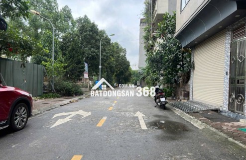 BÁN LÔ ĐẤT HIẾM – NGỌC THỤY, PHỐ LÝ SƠN – CHỈ 1 NHÀ RA MẶT PHỐ