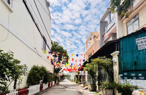 NHÀ KHU ĐỒNG BỘ CỰC ĐẸP ĐẼ VĂN MINH! ĐƯỜNG 8M Ô TÔ ĐẬU CỬA, GIÁP GÒ VẤP