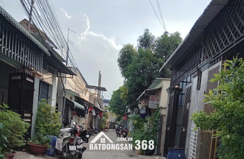 Nhà 2 tầng, rộng 81m2 mà giá chỉ dưới 4 tỷ