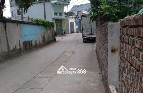 Bán đất Thôn 1 - Vạn Phúc - Thanh Trì. DT 70m2, MT 4m. Ô tô tránh, kinh doanh