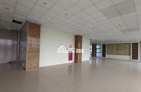 Cho thuê mặt bằng kinh doanh 1000m2 tầng 1 cụm chung cư văn phòng quốc hội đường Trịnh Văn Bô