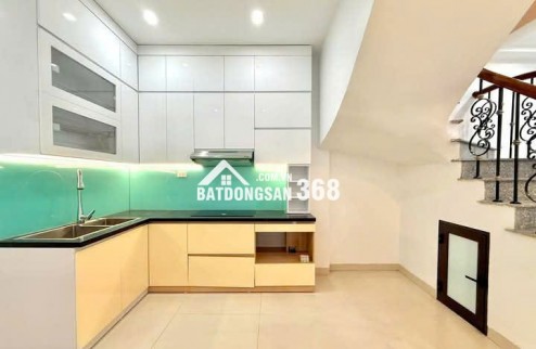 CHÍNH CHỦ CẦN BÁN NHÀ 43M GIÁ 5.75 TỶ , TÂY SƠN ĐỐNG ĐA CÁCH 10 RA PHỐ