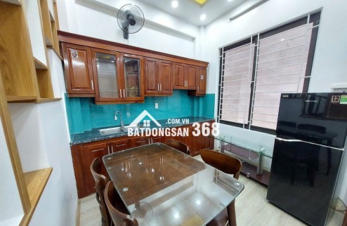  BÁN NHÀ PHỐ TRẠM – SIÊU HIẾM – NHÀ ĐẸP Ở NGAY
 Phố Trạm, Long Biên – Ô tô tránh, ngõ thông, gần AEON Mall & cầu Vĩnh Tuy