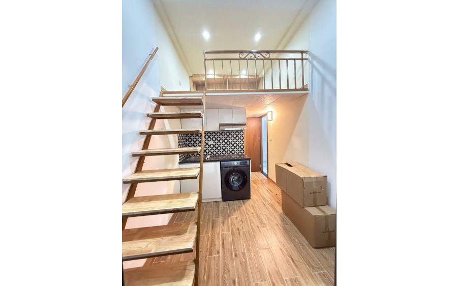Phố Bạch Mai 50m2 x 5 tầng, MT3.2m. Full nội thất, thang máy, dòng tiền 600tr/năm