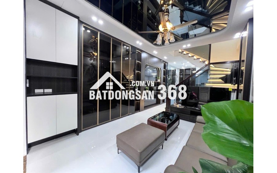 Vip Khương Đình 2 thoáng , ngõ thông, ô tô vào tận nhà,62m giá 17 tỷ