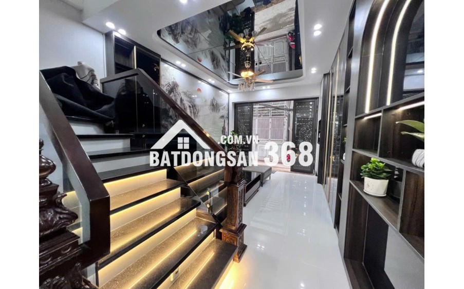 Vip Khương Đình 2 thoáng , ngõ thông, ô tô vào tận nhà,62m giá 17 tỷ