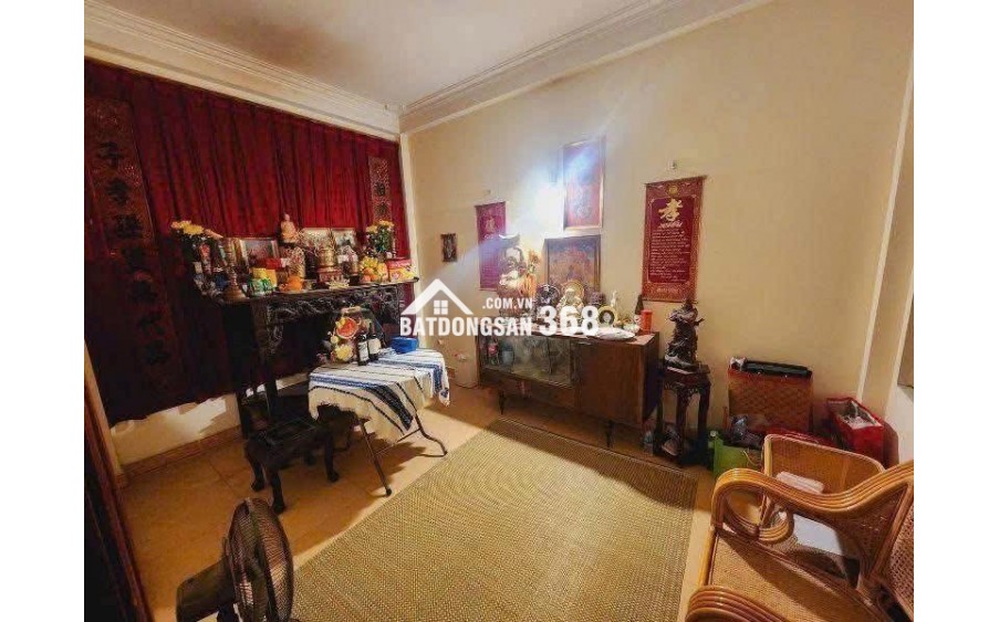 Địa chỉ: 159.3 Chùa Láng, quận Đống Đa, Hà Nội