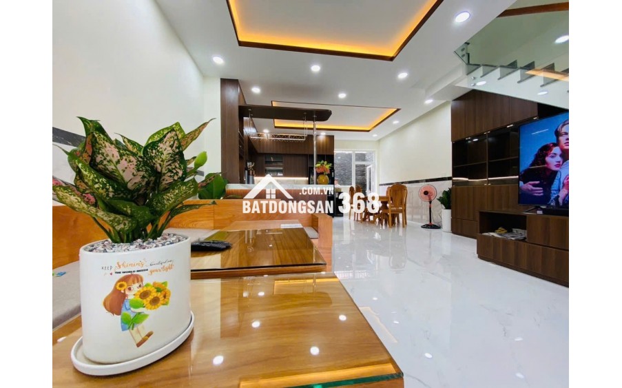 Bán nhà Hiệp Phú - Thủ Đức – 150m² – Đường 12m – thích hợp ở hoặc làm văn phòng.
