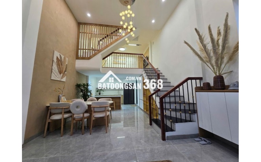 NGUYỄN TRÃI - THANH XUÂN - NHÀ LÔ GÓC – 42m2 - 5 TẦNG MẶT TIỀN KHỦNG 5.8M – Ô TÔ VÀO NHÀ