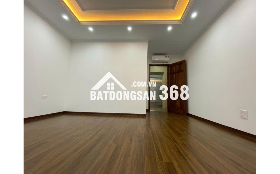 : NHÀ ĐẸP VŨ TÔNG PHAN MẶT NGÕ KINH DOANH,2 THOÁNG TRƯỚC SAU,NGÕ Ô TÔ THÔNG 37M, GIÁ 12,5 tỷ