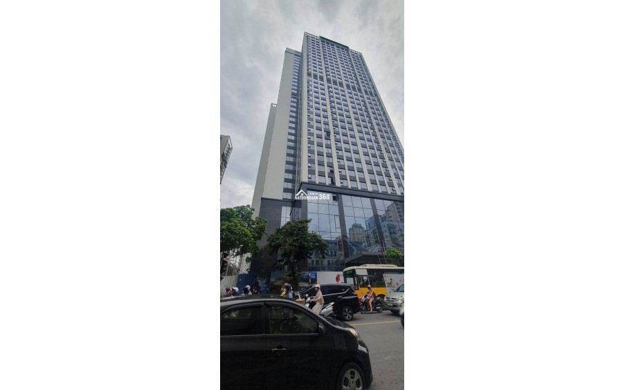 Bán chung cư 63 Ngụy Như Kon Tum, 76m2, 5.5tỷ
