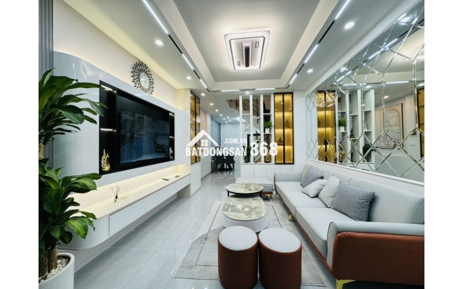 NHÀ ĐẸP THANH XUÂN - 35M2 - 7.7 TỶ - Ô TÔ VÀI CHỤC BƯỚC - GẦN HỒ THOÁNG MÁT - FULL NỘI THẤT