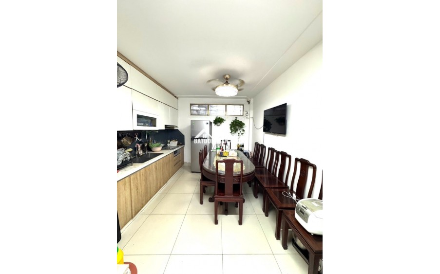 BÁN NHÀ VŨ TRỌNG PHỤNG, THANH XUÂN, 2 MẶT NGÕ, 10 NHÀ RA PHỐ, SD 38M2, 8.25TỶ(CTL)