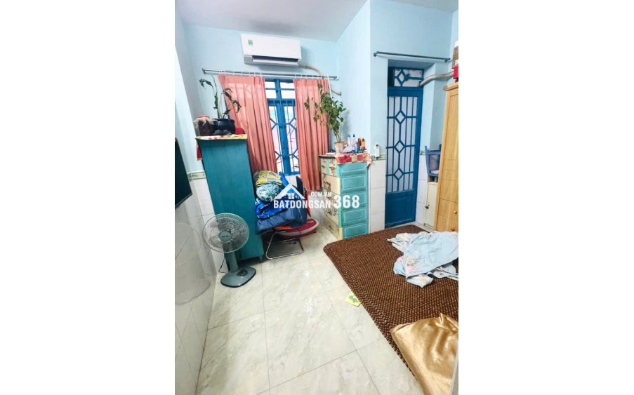 Bán Nhà PHẠM VĂN CHÍ - HẺM TO - 2 TẦNG, 4x8 Giá Chỉ Có 3.9x tỷ