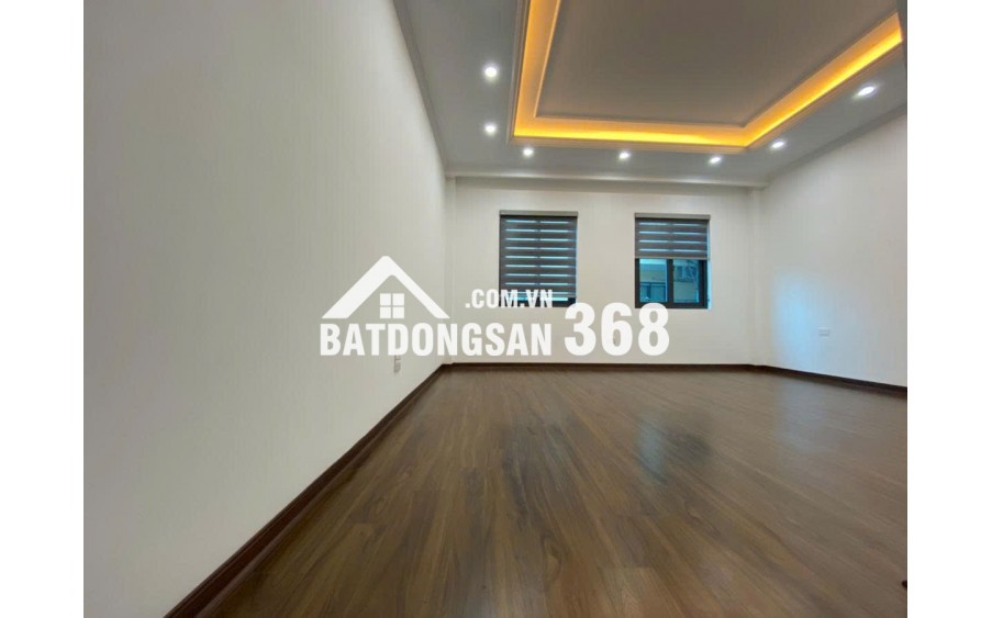 : NHÀ ĐẸP VŨ TÔNG PHAN MẶT NGÕ KINH DOANH,2 THOÁNG TRƯỚC SAU,NGÕ Ô TÔ THÔNG 37M, GIÁ 12,5 tỷ