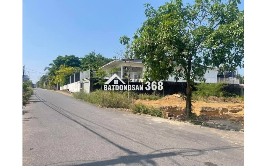 Cần bán gấp lô đất sổ riêng thổ cư 5*33 cạnh trường Trịnh Hoài Đức