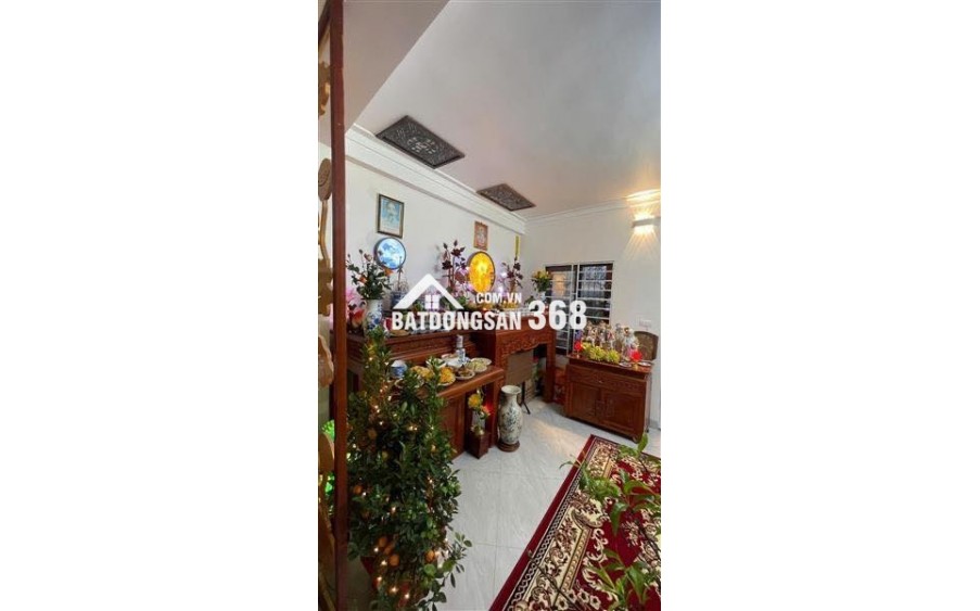 NHÀ CẠNH MẶT PHỐ MINH KHAI 30M2 5 TẦNG NHỈNH 8 TỶ