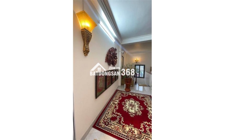 NHÀ CẠNH MẶT PHỐ MINH KHAI 30M2 5 TẦNG NHỈNH 8 TỶ