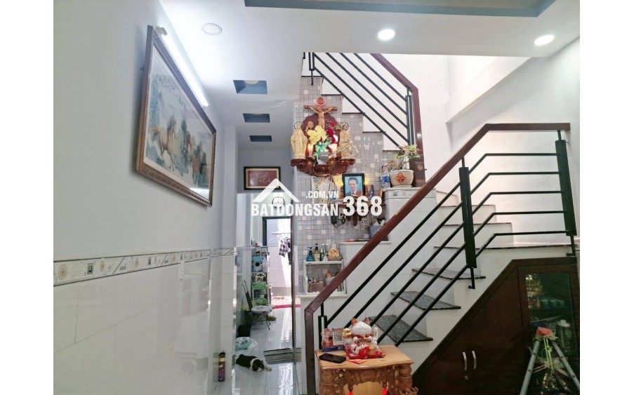 CĂN NHÀ 2 TẦNG, 48M2, HẺM LÊ VĂN LƯƠNG, QUẬN 7 - CHỈ 4.5 TỶ, SỔ HỒNG RIÊNG!