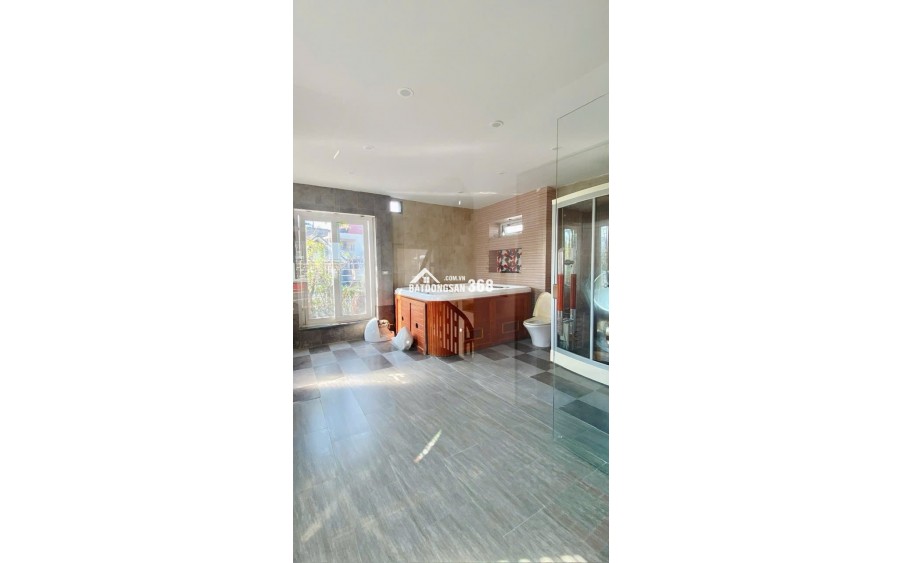 bán toà nhà mặt phố Lụa, Vạn Phúc, Hà Đông, 100m2, 8 tầng thang máy, giá 31 tỉ