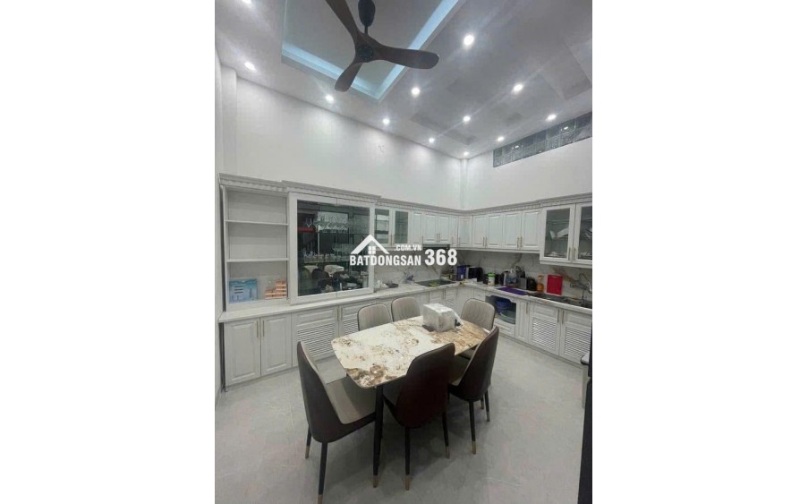 BÁN NHÀ PHÂN LÔ NGUYỄN SƠN,45m2, 6 TẦNG-MT4m-GIÁ 11,95 TỶ, THANG MÁY