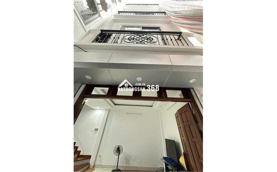 NHÀ MỚI PHỐ LÊ THANH NGHỊ, GẦN Ô TÔ 3 BƯỚC TỚI ĐH BÁCH KHOA ,KINH TẾ- XÂY DỰNG VÀ CÁC BỆNH VIỆN LỚN BẠCH MAI, TAI MŨI HỌNG VÀ BV THANH NHÀN
