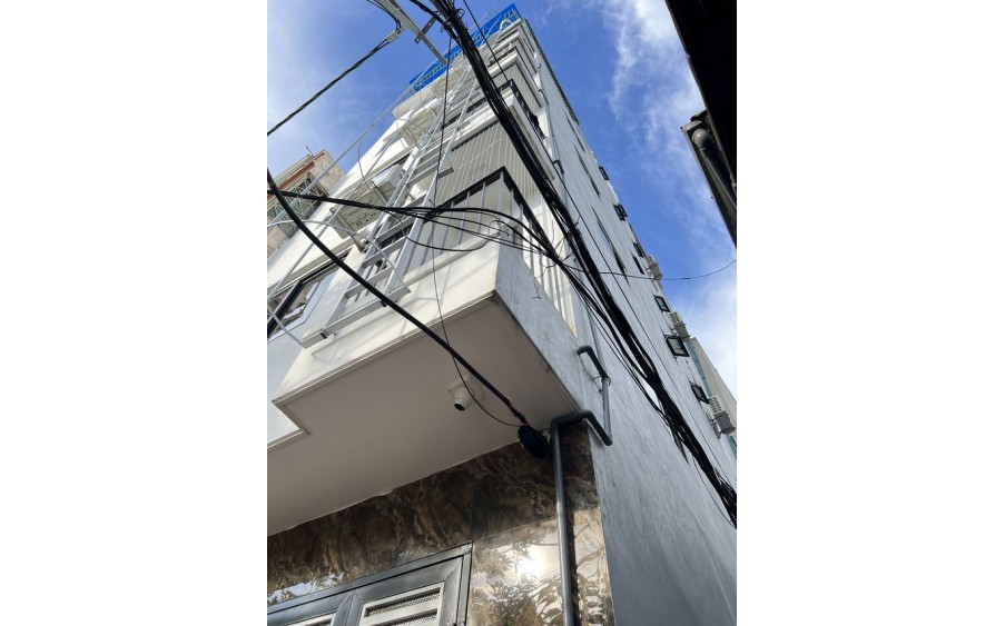 CCMN lô góc phố Tam Trinh 50m2 x 6 tầng, full nội thất, thang máy, ô tô đỗ cửa, dòng tiền