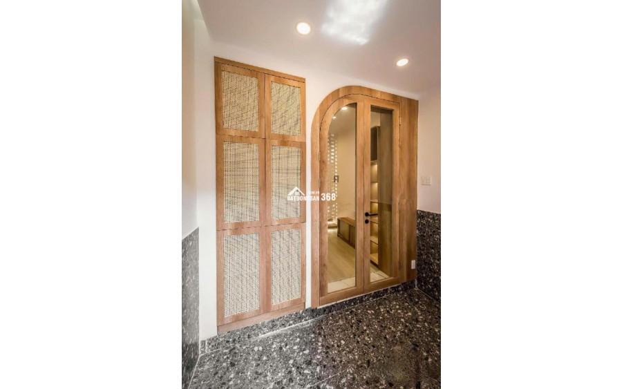 Nở hậu tài lộc (3.3/6.25) - 1 chiếc homestay xinh đẹp trong lòng phố_ sg quận 7 với thiết kế hiện đại full nội thất cao cấp gỗ tự nhiên, xịn xò.