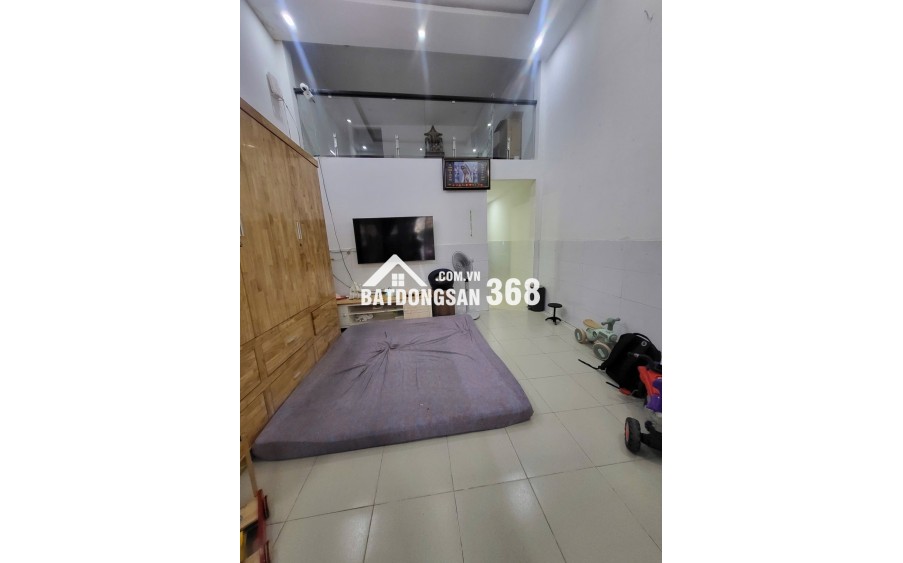 Nhà 2 tầng Hiệp Bình Chánh Thủ Đức, ngang 5m, giá 4.35 tỷ còn thương lượng