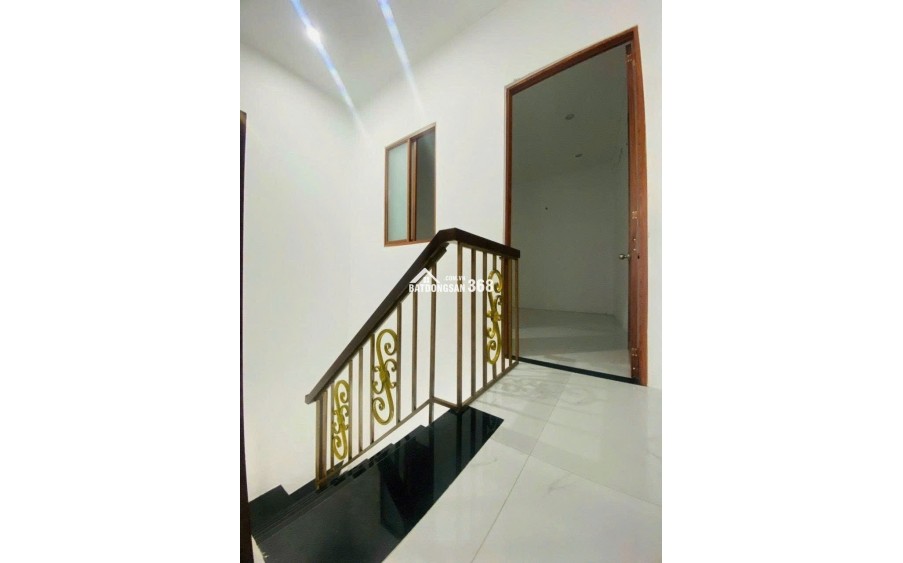 Bán ngôi nhà Linh Tây Thủ Đức – 1 trệt 1 lầu – gần Kha Vạn Cân – giá chỉ 3.4 tỷ