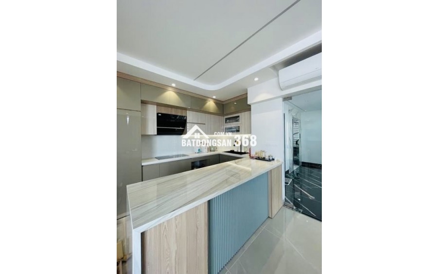 BÁN GẤP NHÀ ĐẸP - LÔ GÓC HOÀNG QUỐC VIỆT  40M X 5T Ô TÔ-  KD- 9.8 TỶ