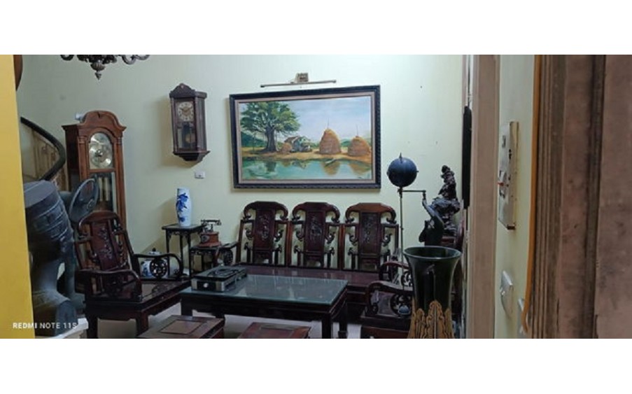 Mặt phố Trương Định DT 170m2 x 4 tầng, mặt tiền khủng, vị trí đắc địa, kinh doanh đỉnh cao