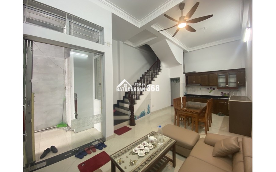 Bán nhà Quang Trung Hà Đông, sát ga tàu điện, vị trí tiềm năng, diện tích 54m chỉ 6.xt