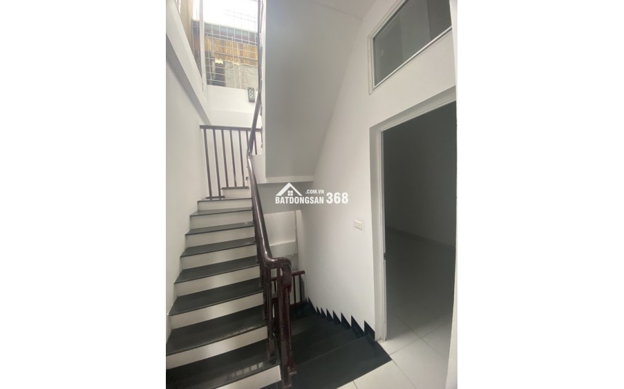 Bán nhà Quang Trung Hà Đông, sát ga tàu điện, vị trí tiềm năng, diện tích 54m chỉ 6.xt