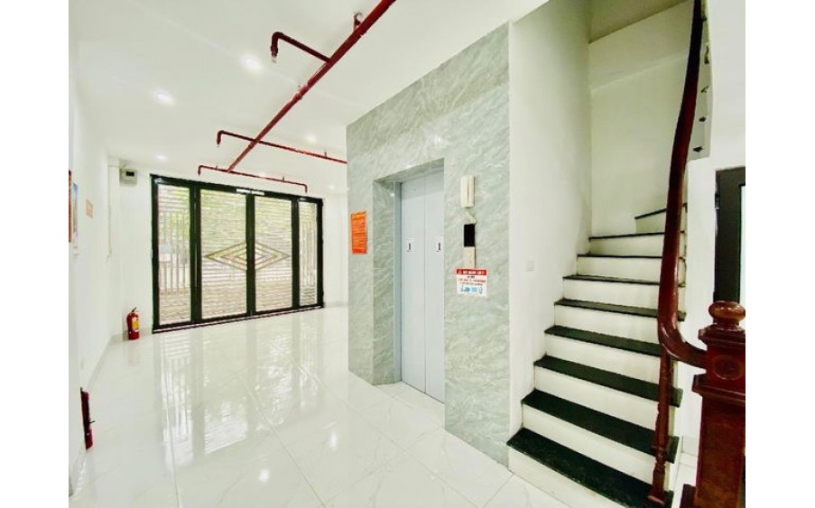 CCMN lô góc phố Tam Trinh 50m2 x 6 tầng, full nội thất, thang máy, ô tô đỗ cửa, dòng tiền