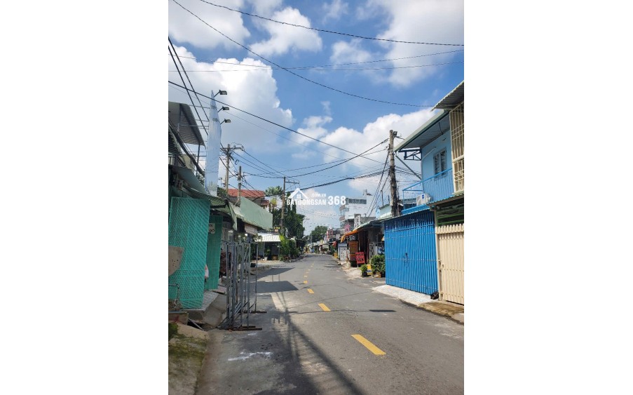 CẦN BÁN MẶT TIỀN KINH DOANH ĐƯỜNG 385, LÊ VĂN VIỆT, GIÁ 3,x TỶ