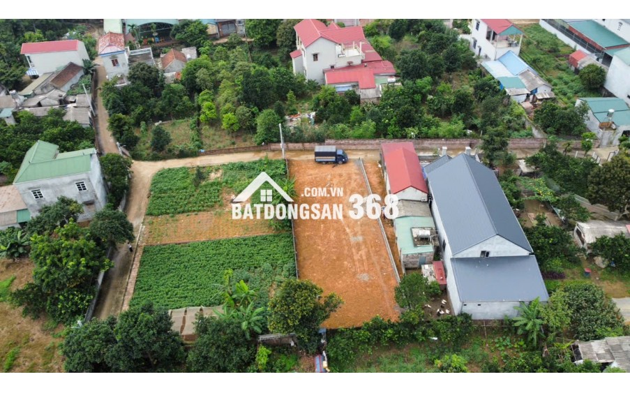 Dân cắt bán gấp lô đất đẹp tại trung tâm Hoà Thạch, Quốc Oai