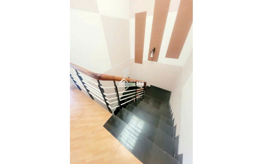 Căn biệt thự đẹp giá rẻ gần đường Nguyễn Hữu Thọ, Q.Cẩm Lệ, TP. Đà Nẵng