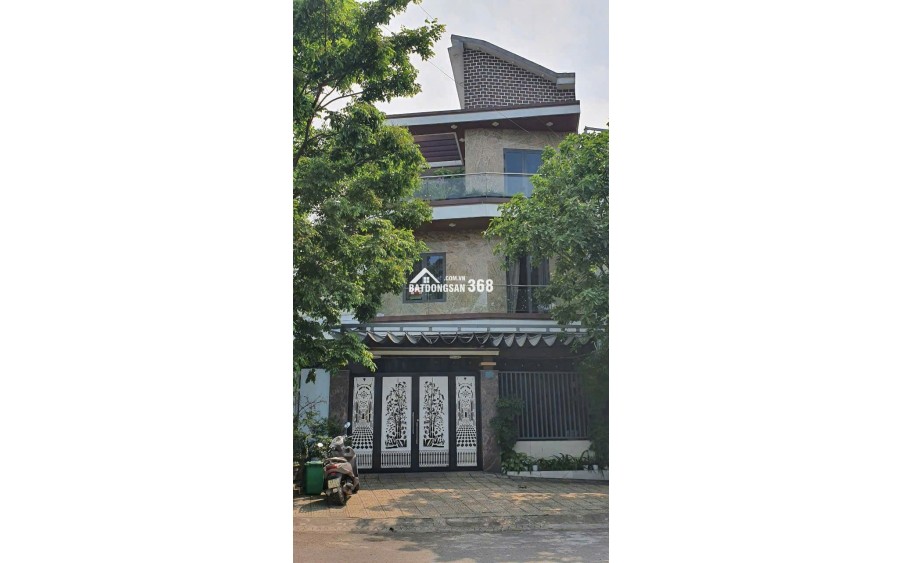 Mua ngay căn biệt thự to giá rẻ gần Đại học Sư Phạm, TP. Đà Nẵng