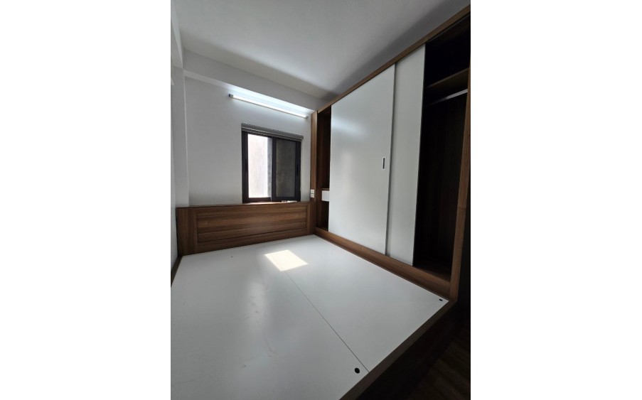 Bán nhà Trường Chinh - 31m2, mặt tiền 7m - Nhà đẹp full nội thất - 7,2 tỷ