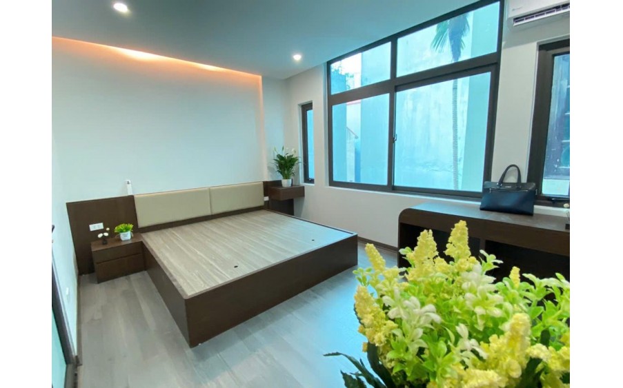 Bán nhà Quan Nhân - 30m2, mặt tiền 4.6m - Trung tâm Thanh Xuân - 7.98 tỷ
