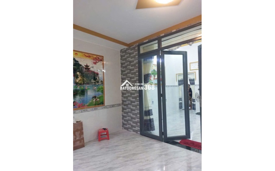 Bán nhà cấp 4 đẹp 252m2, 3PN, 1WC, mặt tiền rộng tại Tân Thông Hội