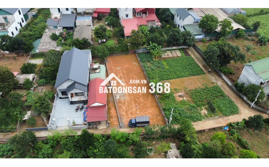 Dân cắt bán gấp lô đất đẹp tại trung tâm Hoà Thạch, Quốc Oai