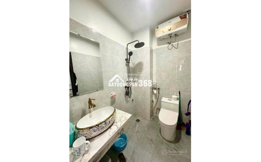 Bán nhà Đại Từ, 34m2, MT 3.7m, ngõ ô tô tránh đỗ ngày đêm, giá 6 tỷ